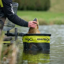 Matrix Commercial Keepnet -Goedkope Vissen Paradijs Winkel 3273e0ea3a72ca61